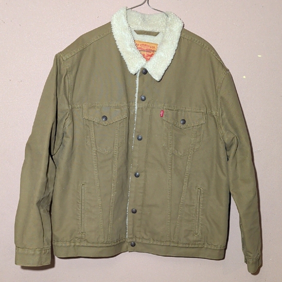 Levi's Other - Levi's Men's Olive Sherpa Collar Jacket